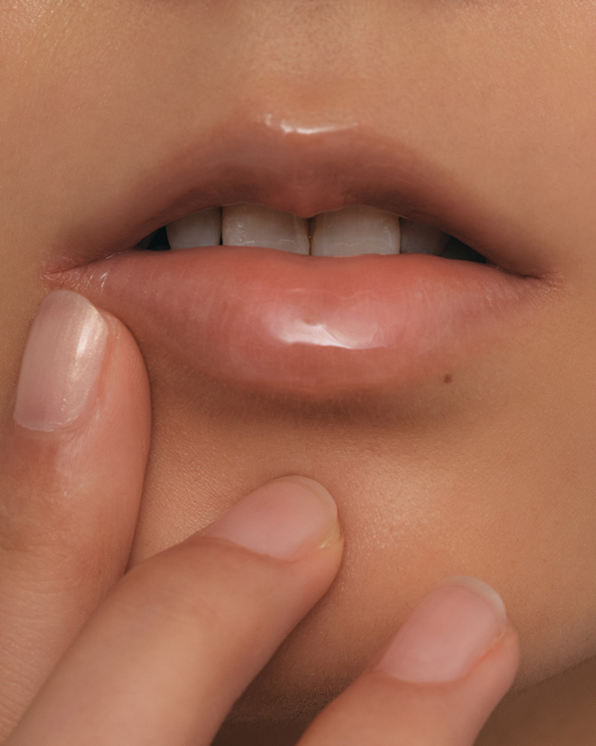 bobe プランパーオイルグロス 606 FLUFFY PINK